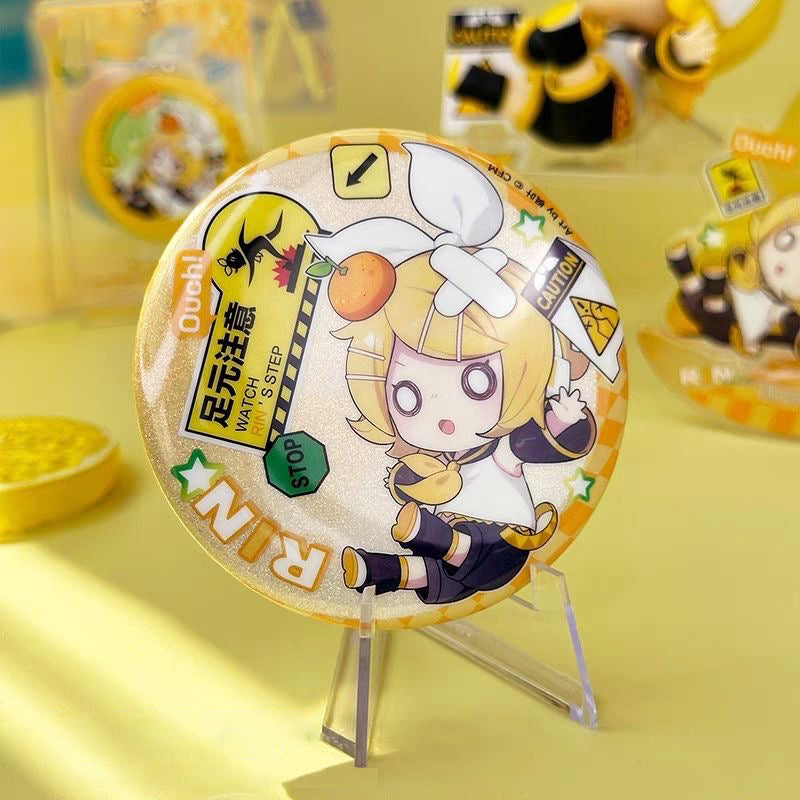 The fallen Hatsune Miku double-flash badge